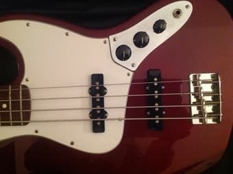 Fender Jazz Bass - $500 3