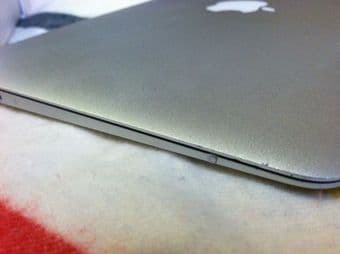 11'' Macbook Air mid-2011 + Apple Care for $700 3