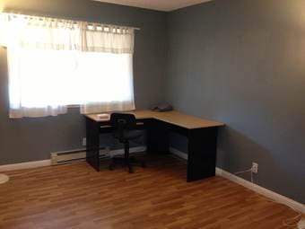 $1095 Large room in a furnished luxury condo with Private bathroom 2