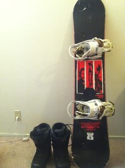 Snow boots 50 and board 50 for sell 2