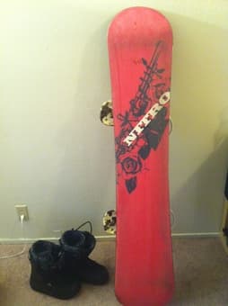 Snow boots 50 and board 50 for sell 3