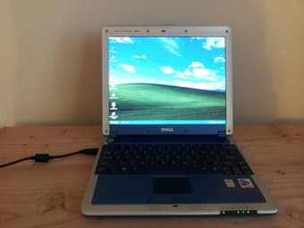 Dell Inspieron 300m 2