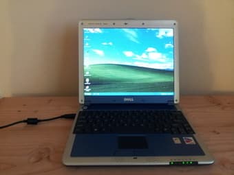 Dell Inspieron 300m 1