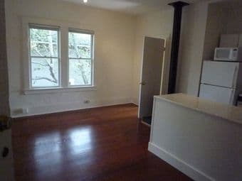Master BR in a 2BR/2Bath in Heart of DT Palo Alto $1650/mo 2