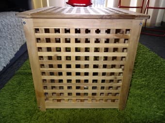 Coffee table or side table 35$ 1