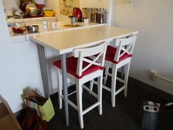 High Chair + table for 60$ 1