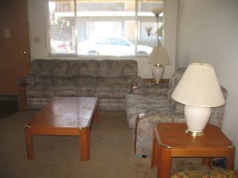 Complete sofa set $150 2