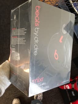 Beats by Dre Mixr's 1