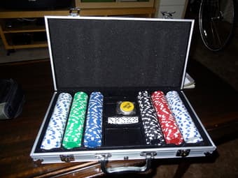 Poker Chips Set - 300 pieces - Almost never used - 10$ 1