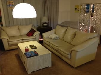 Leather 3 seat sofa bed and love seat set for 400$ 1
