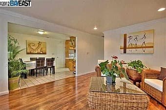 easy bay single family house good for postdocs and young scholars 3