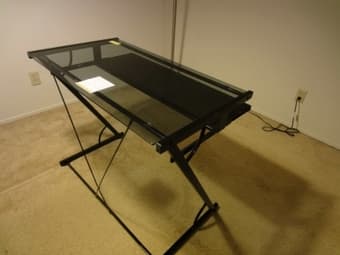 desk $5 1