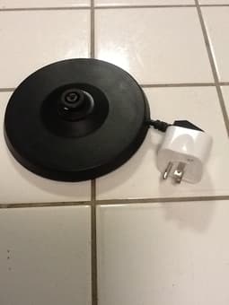 Moving sale -- electric kettle -- $15 OBO 2