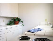 Summer on campus housing in Stanford-2 bedroom (for female)暑期房屋出租 2