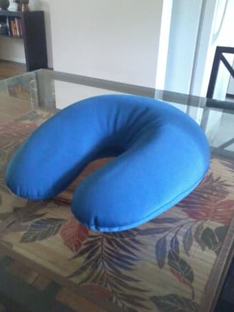 travel pillow - $10 1