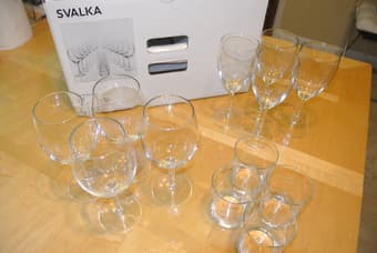 MOVING SALE: kitchen supplies 3