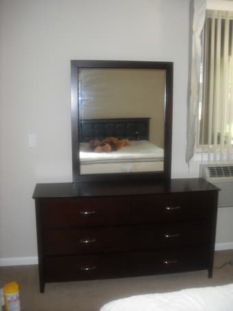 Great new bedroom sold only because of moving to the east coast 3