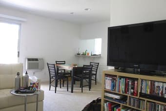 $1300/mo - 1 Room in Downtown Mountain View 2 Bedroom Apartment 2