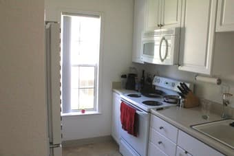 $1300/mo - 1 Room in Downtown Mountain View 2 Bedroom Apartment 3