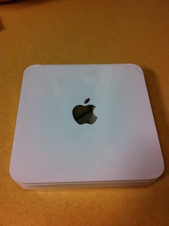 Apple Time Capsule (2TB) for sale 1