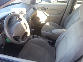 Selling Ford Focus 1
