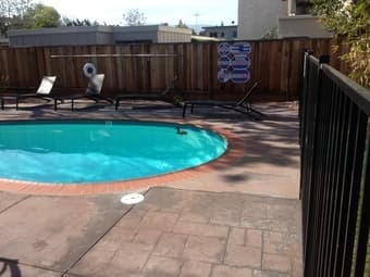 $1185 1 Master bedroom in 2 bedroom/1 bathroom apartment (palo alto) 1