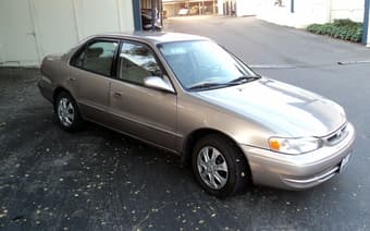 1998 Toyota Corolla - Low Mileage 3