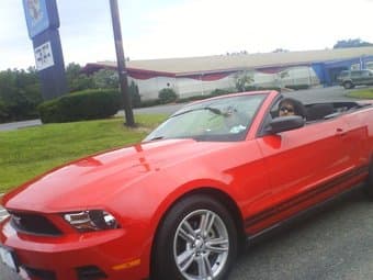 2010 Ford Mustang Convertible 3