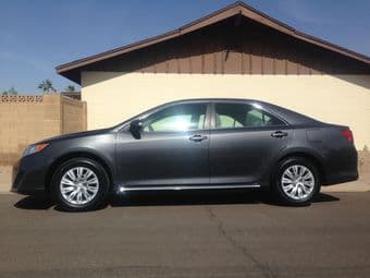 a good deal-----Selling my 2012 Toyota Camry LE $18900 2