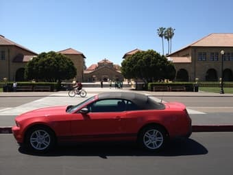 2010 Ford Mustang Convertible $14000 1