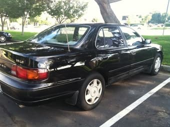 1996 TOYOTA CAMRY LE v6 Power Door/Window, Excellent Condition - $2550 2