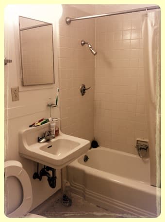$700/month Master Bedroom in a 2BR,3Occ Escondido Low-rise 3