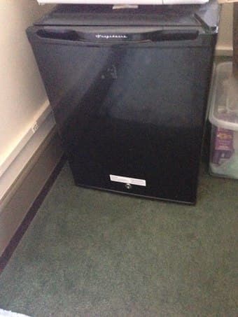 Selling Women's Bike and Mini Fridge! 3