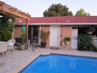 $1050/month fully furnished studio cottage available starting July 1st 1