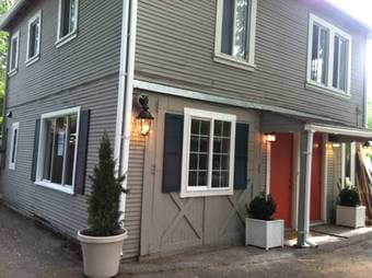 Menlo Park Cottage for Sublet - $375 per week 1