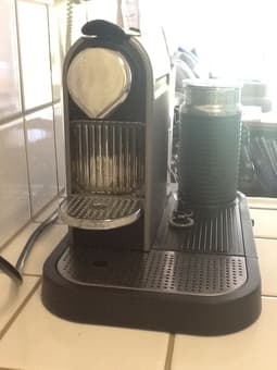 NESPRESSO MACHINE Citiz-Milk-Titan $175 1