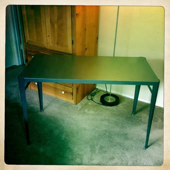 Container Store Flatiron Desk - $50 (menlo park) 1