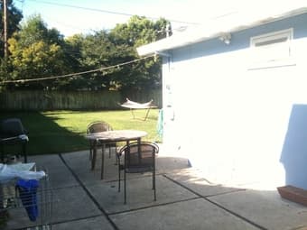 Large Bedroom for rent in beautiful, quiet Palo Alto house. 1