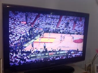 Superb Samsung LCD 40" for sales $400 OBO ... NBA Finals is coming! 1