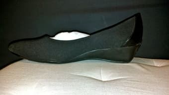 new women's black dress shoe (size 10) 1