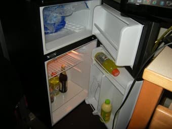 Emerson Mini-Fridge/Freezer combo(70$)  and microwave(25$). 80$ Both 3