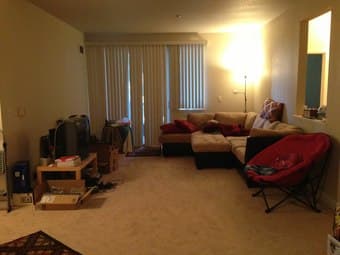 Female roommate needed to share 2 bed 2 bath apartment 2