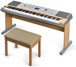 Yamaha Portable Grand DGX-620 1