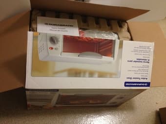 Durabrand 4-slice Toaster Oven $20 2