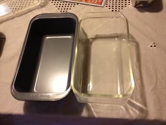 Cake stand, frames, loaf pans, Wii games, hanging shoe rack - cheap! 3