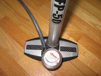 Serfas FP-50 Mountain Bike Tire PUMP 2