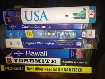 7 travel guides for the US- 25 USD 1