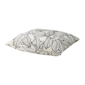 6 Ikea Decorative Pillows - Like new - $25 1