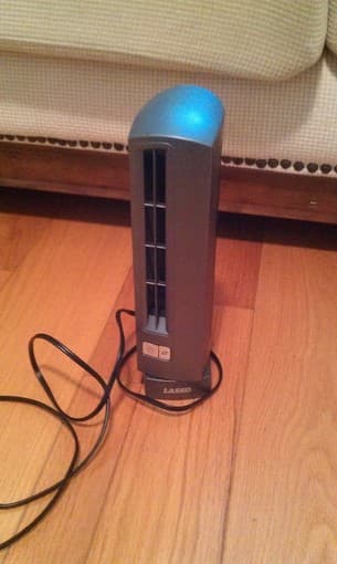 Electric Desk Fan $10 1