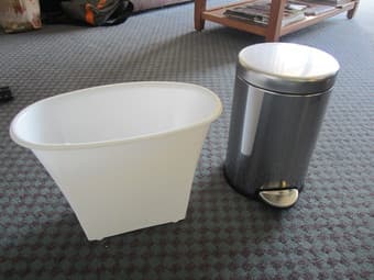 Waste basket & Round Step Trash Can - $8 1